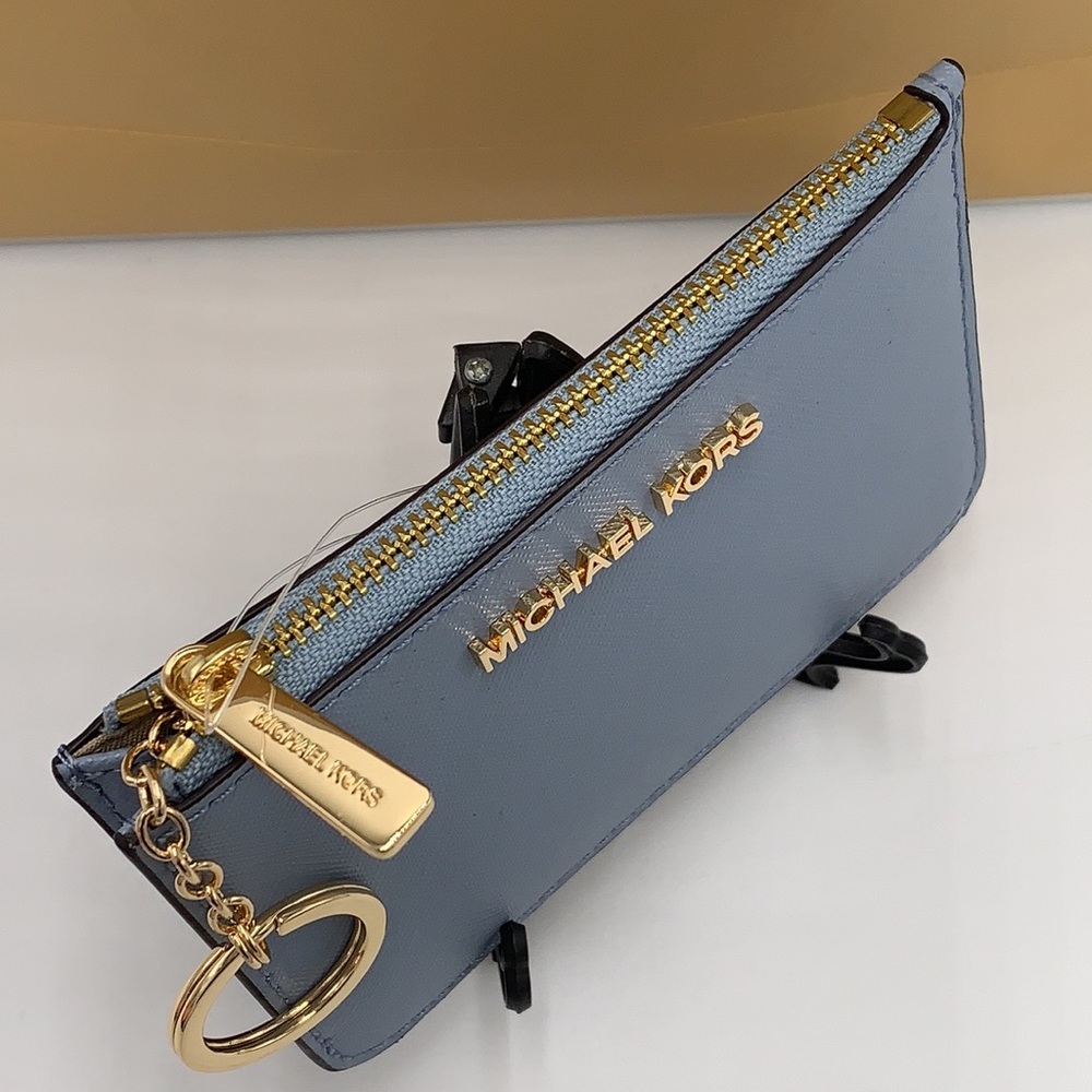 MICHAEL KORS SMALL TOP ZIP
COINPOUCH WITH ID CARD PALE BLUE
COLOR - Picture 8 of 12